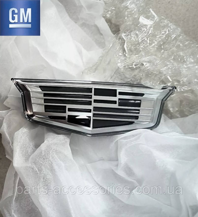 Cadillac Lyriq 2023+ Ємблема передня значок з LED підсвіткою в решітку радіатора Новий Оригінал