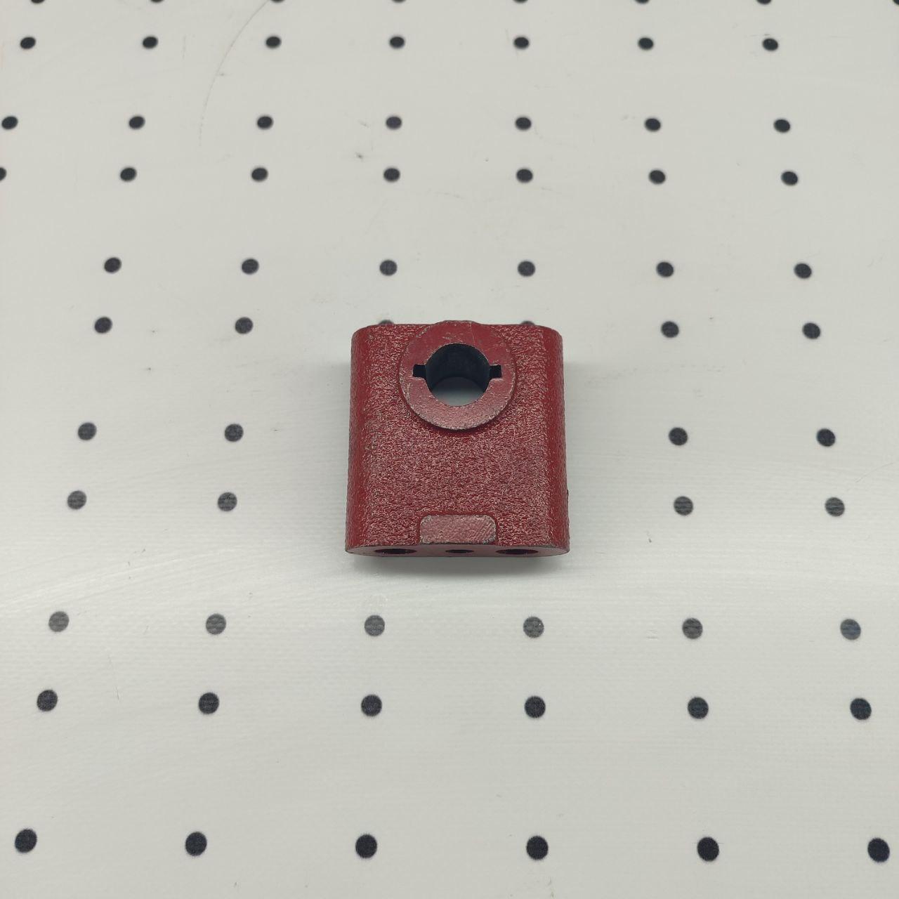 Стійка осі коромисла МТЗ крайня 240-1007151-Б-01 Д-240, фото 1