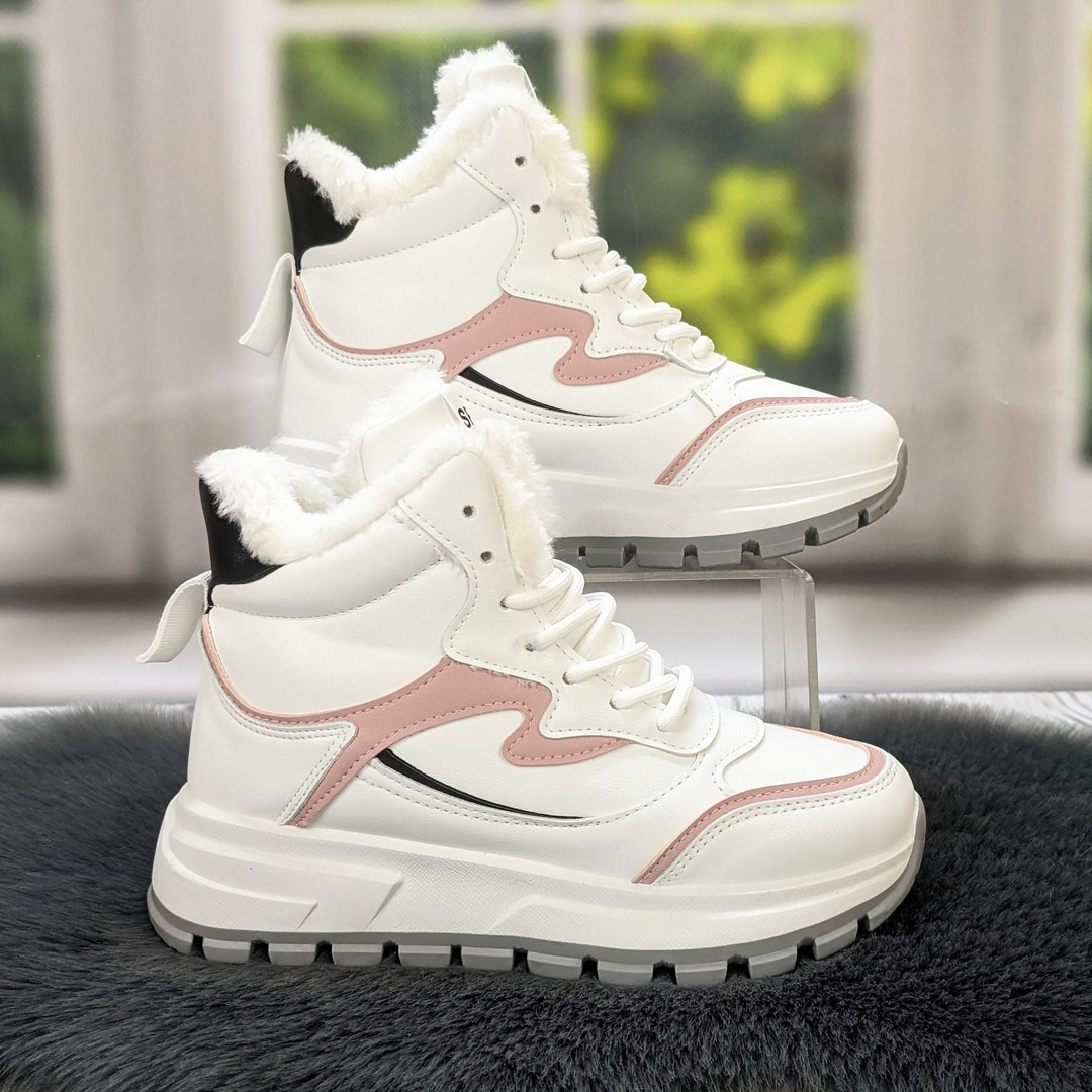Черевики жіночі зимові спортивного типу білі на хутрі Princess 4717