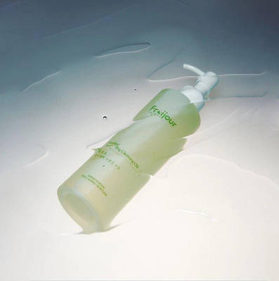 Заспокійлива гідрофільна олія з хауттюйною Fraijour Heartleaf Pore Melting Cleansing Oil 210 мл