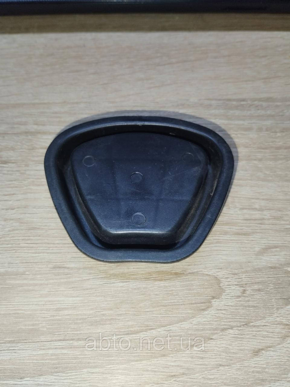 Заглушка коробки передач Mercedes Benz Sprinter/LT 96-06