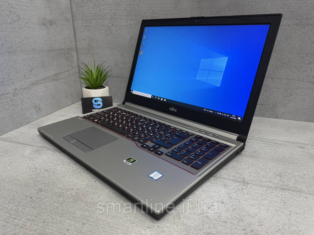 32gb ddr4 Quadro i5-6440HQ 512gb ssd Мультимедійний ноутбук Fujitsu H760