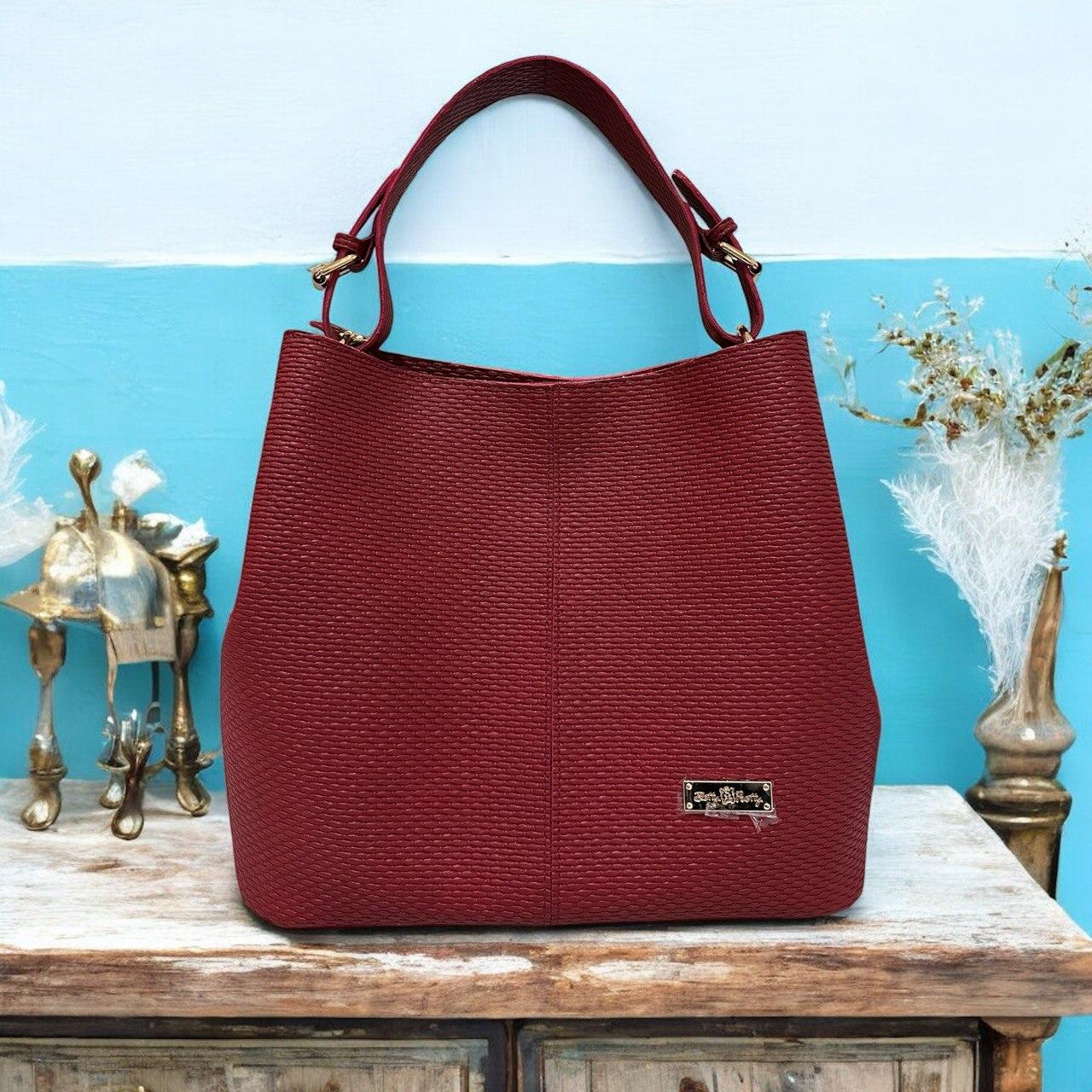 Сумка жіноча з екошкіри Betty Pretty червона 887RADPL