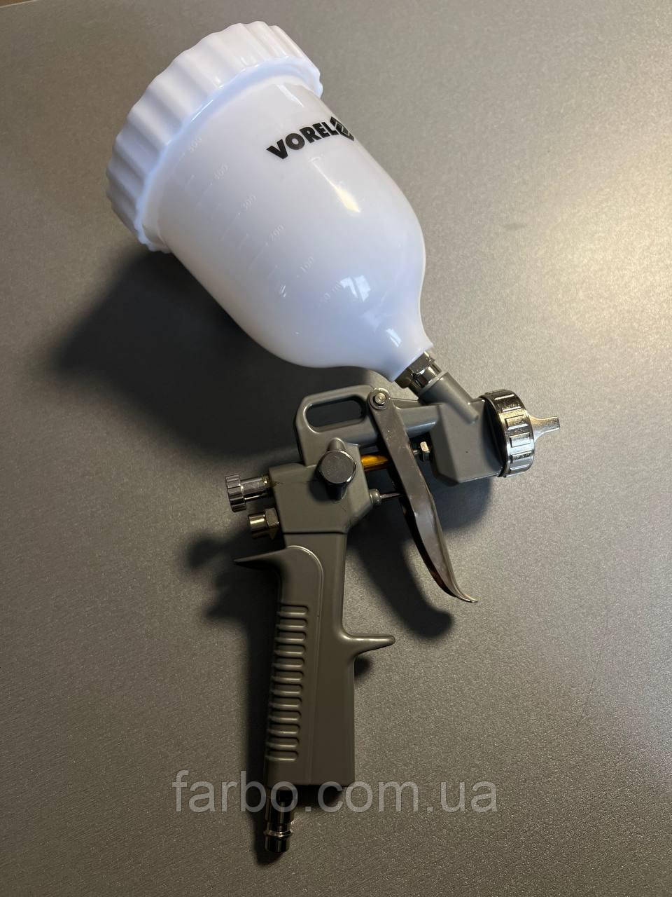 Пульверизатор пiстолет для фарбування VOREL з бачком 0.68 л діаметр сопла 1.5 мм, фото 1