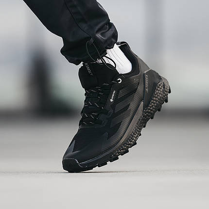 Зимові Чоловічі Кросівки Adidas Terrex Free Hiker 2.0 GTX Black / Адідас Террекс Фрі Хайкер 2.0 ГТХ Чорні, фото 1