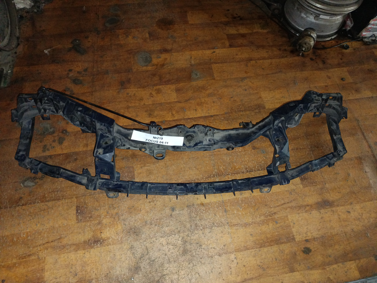 №219 Передня панель для Ford Focus 04-11