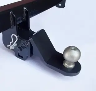 Фаркоп Nissan Navara (виключаючи бампер з труби) (2005-2016)