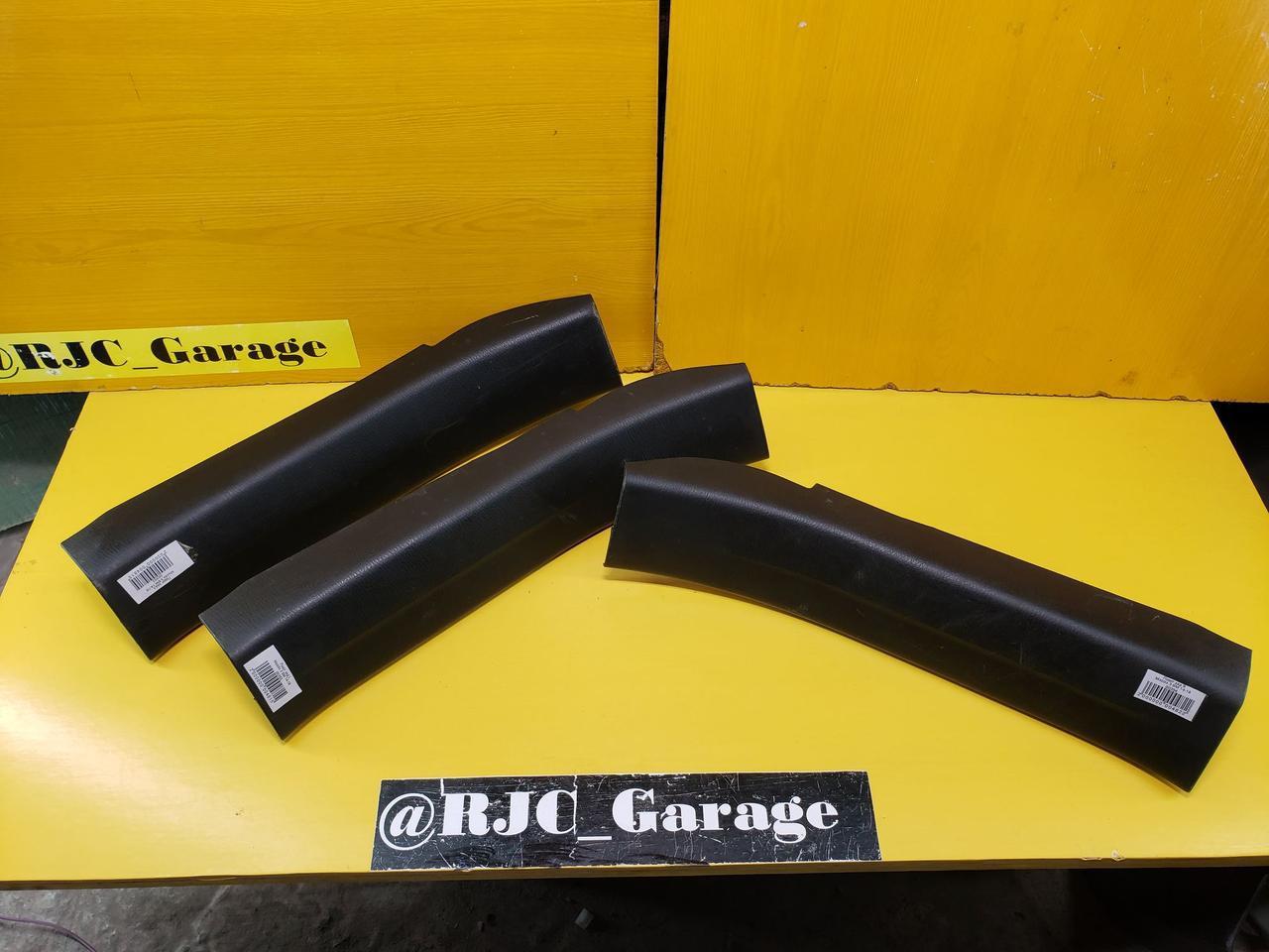 Накладка/ Обшивка порога задня ліва BHN968740A02 Mazda 3 (BM/BN)
