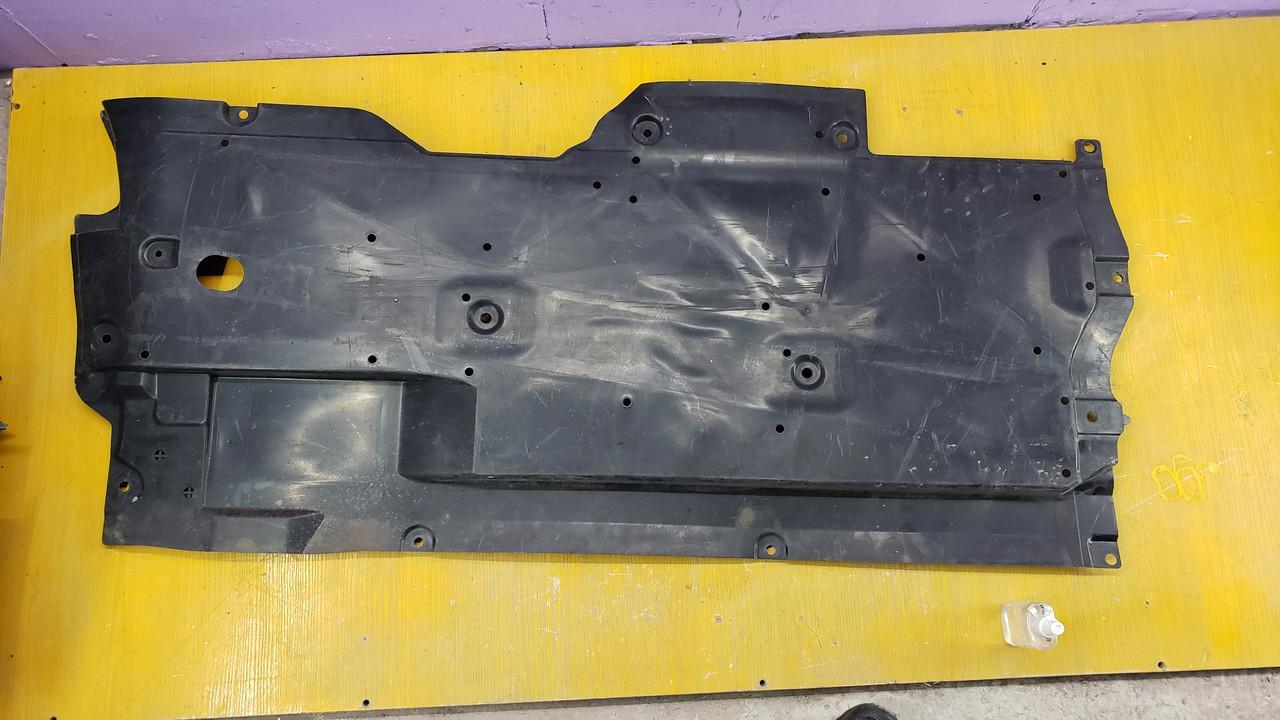 Захист днища передня права B45A-56-3D0B Mazda 3 (BN/BM)