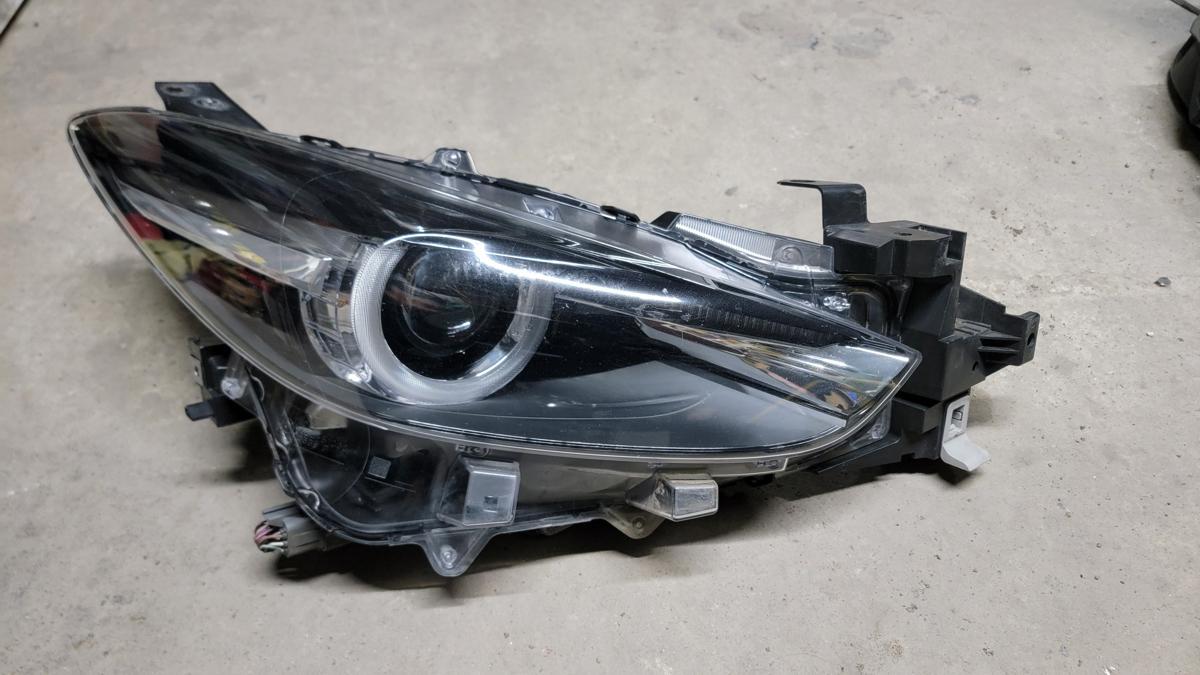 Права фара Full LED Mazda 3 BM ЄВРОПА РЕСТАЙЛІНГ 2016-2019 B63C-51030 (02698)
