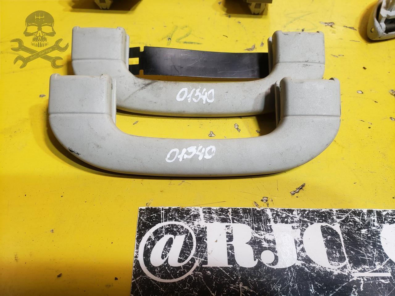 Ручка стелі передня Mercedes A-Class W169 97-08 A1698100151 (01340)