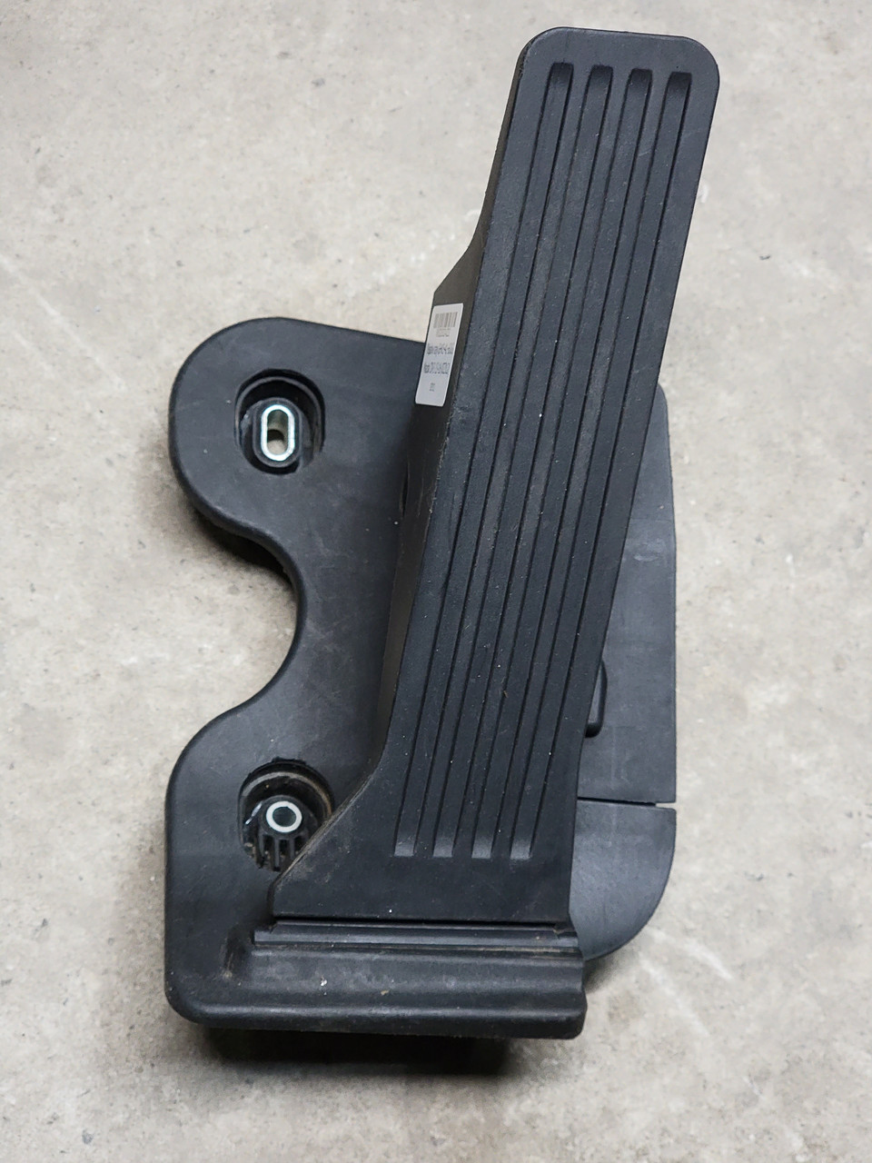 Педаль газу GHK3-41-600G Mazda CX-5 13-16 (02312)