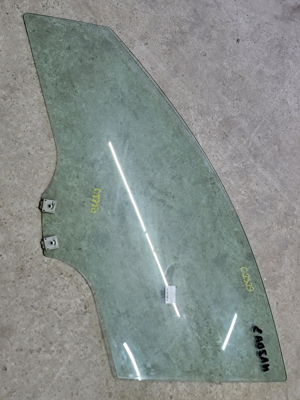 Скло двері передньої лівої BHN9-59-510 Mazda 3 14-18 BM (02329)