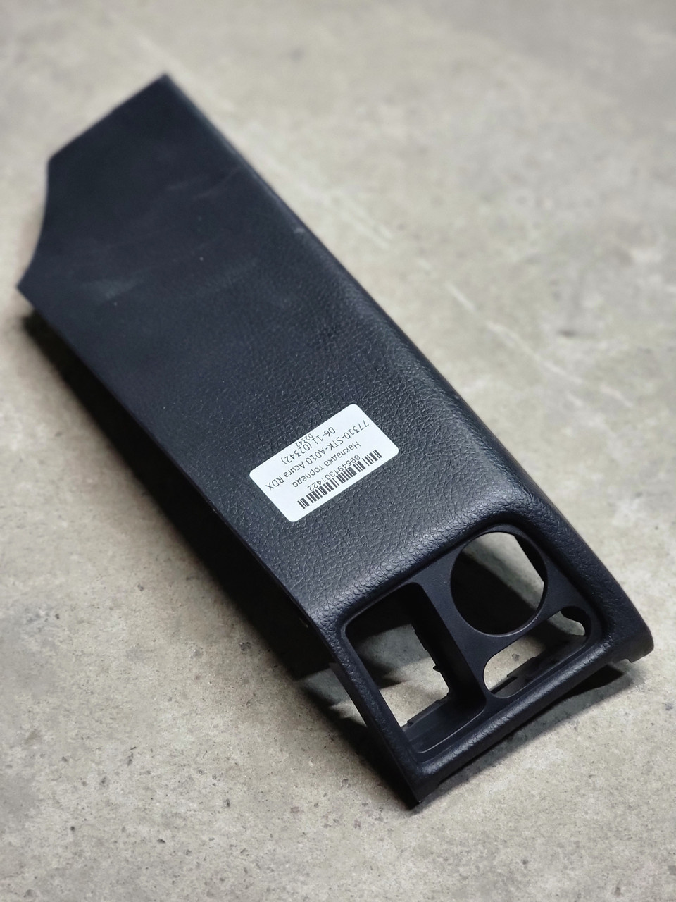 Накладка торпедо 77310-STK-A010 Acura RDX 06-11 (02342)