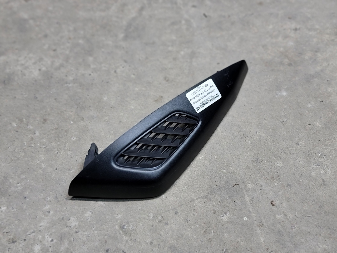 Накладка панелі/торпедо ліва 77225-STK-A010 Acura RDX 07-12 (02536)