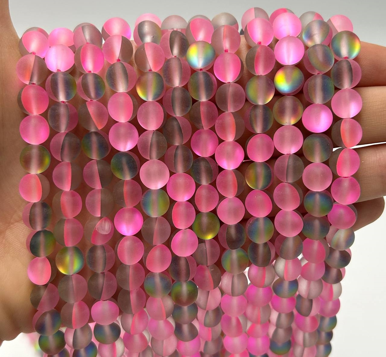 Намистини «Опалове скло» / Синтетичне скло / Ø 8 мм / Нитка ≈ 42 намистин / Рожевий з сірим, фото 1