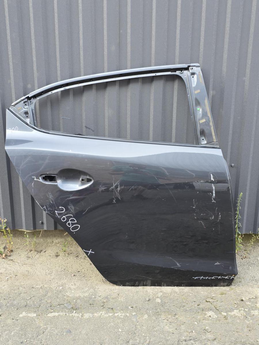 Двері задня права для Mazda 3 (2013-2018) B45A72010 (02602)