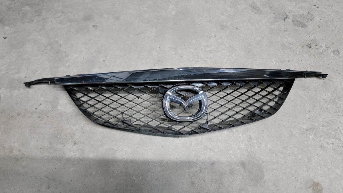 Решітка радіатора на MAZDA PREMACY C100-50-712 1999-2005 (02620)
