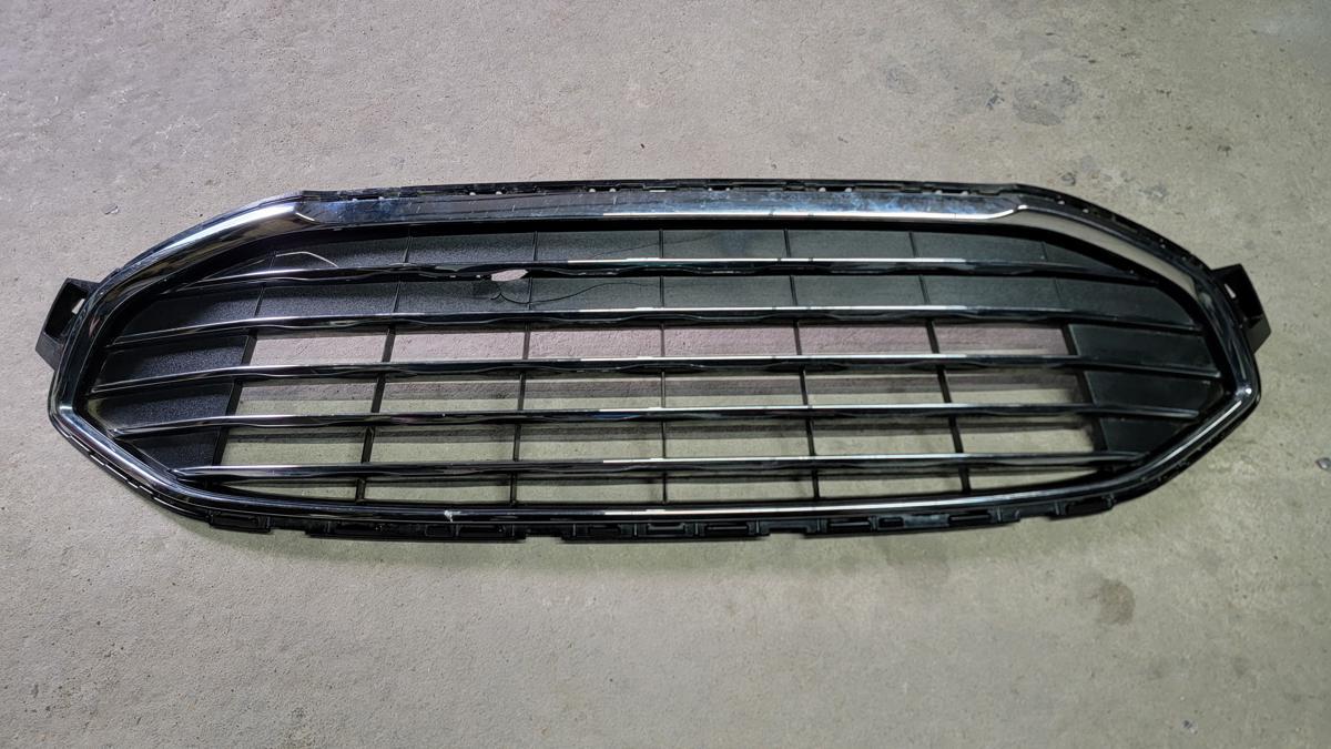 Решітка радіатора FORD GALAXY MK4 IV рестайлінг LM2B-8200-A (02626)