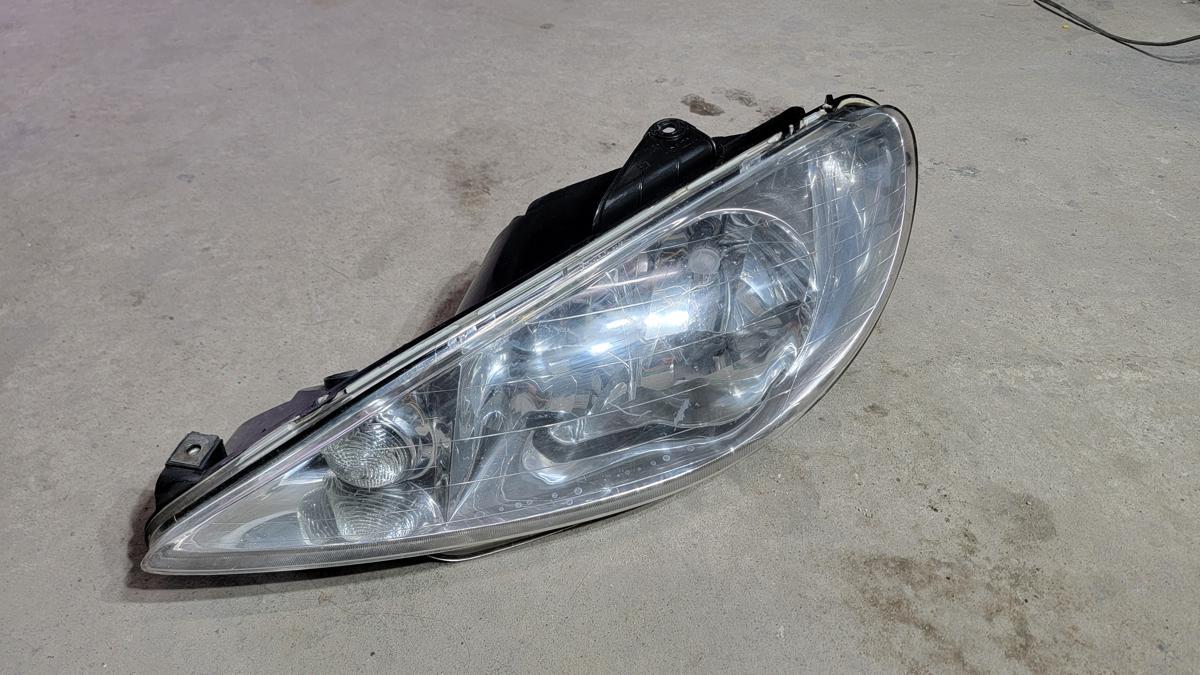 Фара передня ліва для Peugeot 206 03-09 9628666880 (02636)