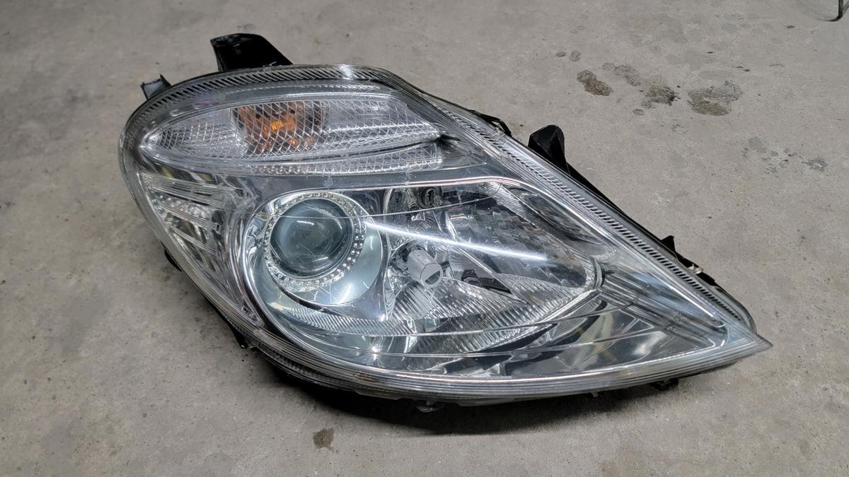 Фара передня права 1494319080 Citroen C8 (2002-2012) Xenon (02649)