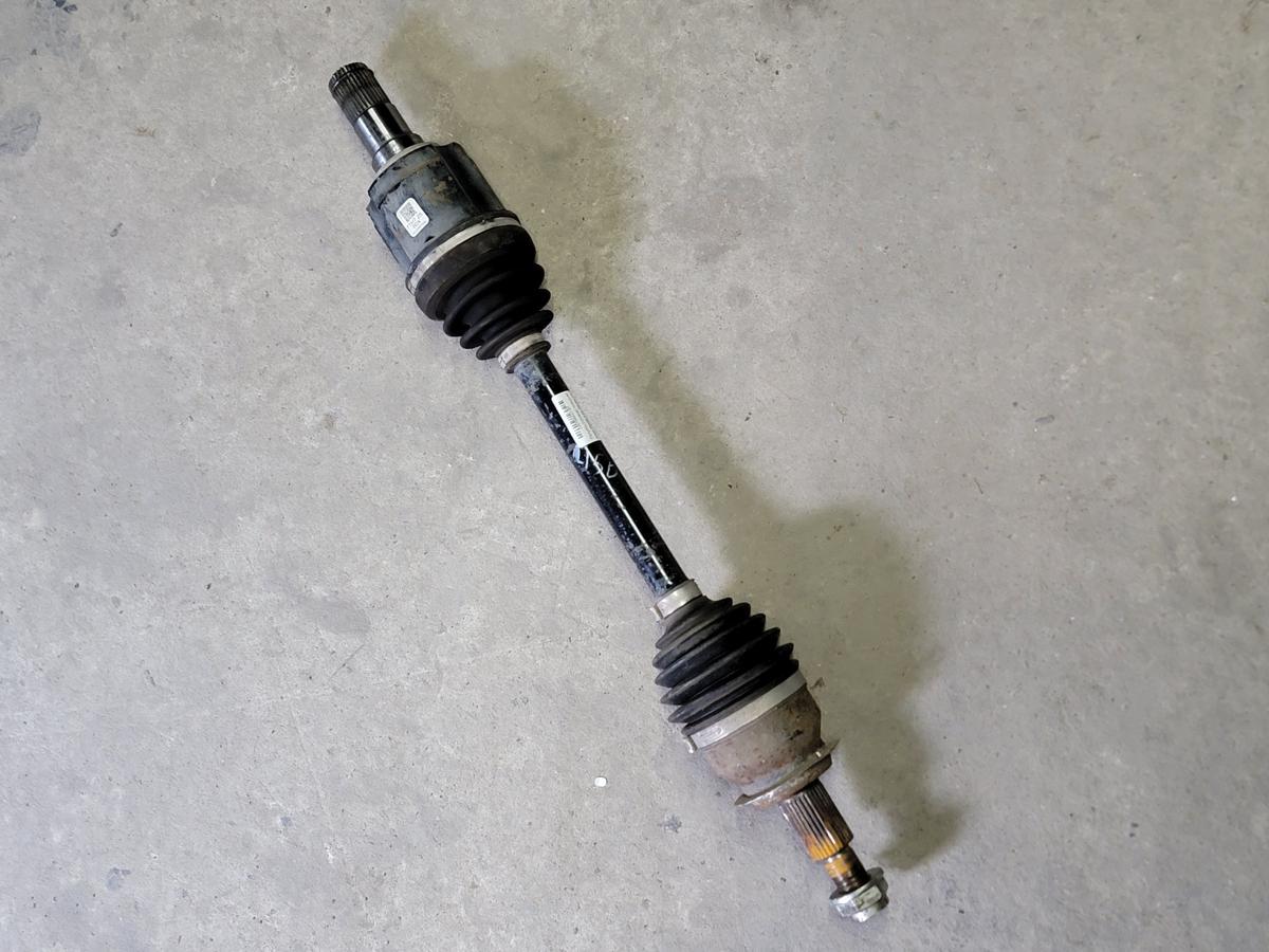 Півось (привод) передня ліва Mazda 6 GL Mazda CX-5 2.5 FTH72560X (02688)