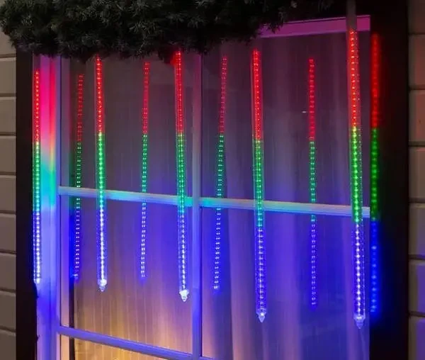 Гірлянда штора мультиколор, 8 паличок по 2 м, провід 3 м, Хатинка, фото 1