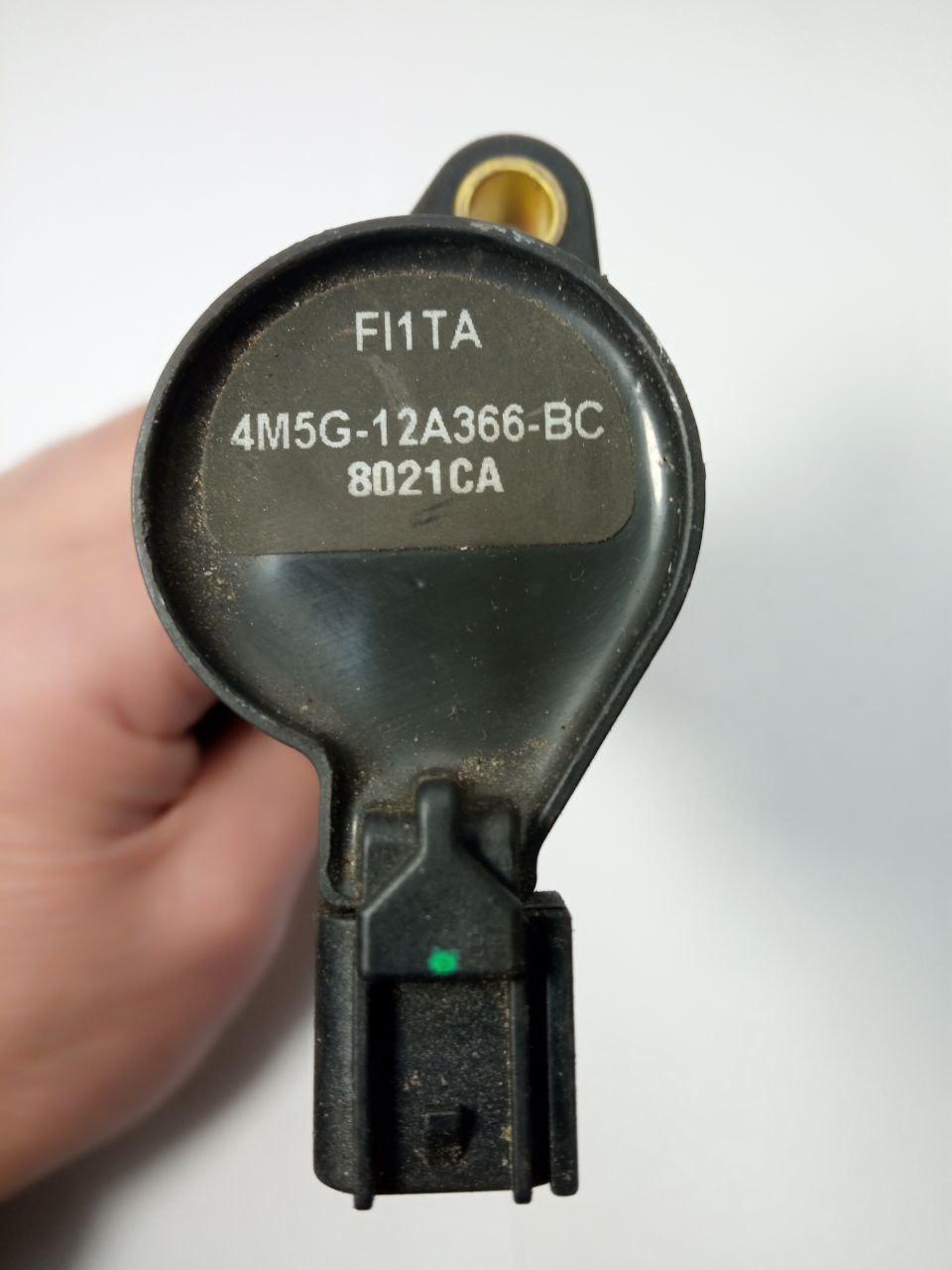 Катушка запалювання Ford Mondeo FI1TA / 4M5G-12A366-BC / 4M5G12A366BC / 8021CA