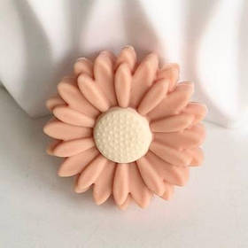 Міні ромашка (персик) силіконова бусіна