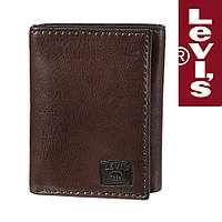 Гаманець чоловічий Levi's® / коричнева шкіра / суперкомпактний вертикальний 3-х складаний / Доставлено із США