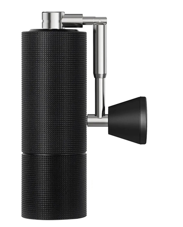 Timemore C3PRO - це більш просунута версія моделі C3, яка поєднує в собі покращені функції та конструкції, що робить її відмінним вибором для тих, хто шукає універсальну кавомолку з високими характеристиками та складною ручкою