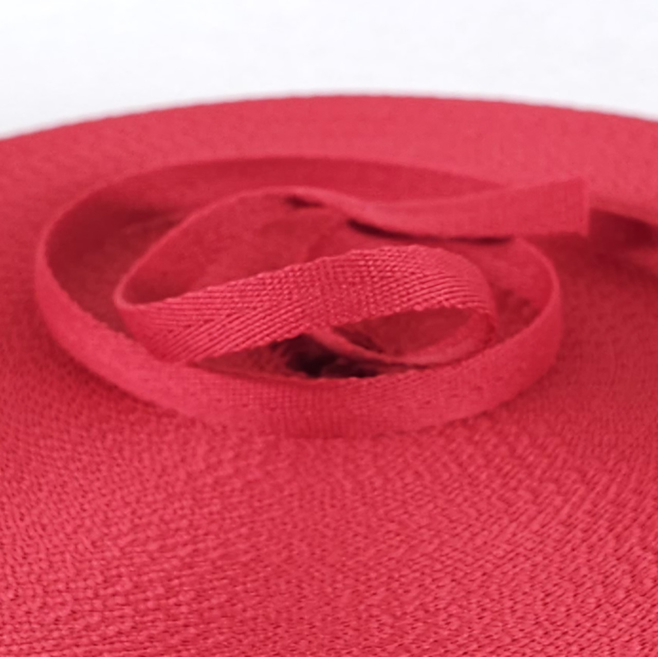 Стрічка киперна, тасьма киперна 10 мм 50 метрів червона