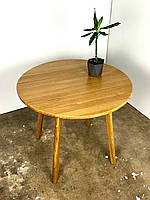 Стіл із масиву дуба