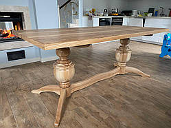 Стіл на точених опорах із ясена