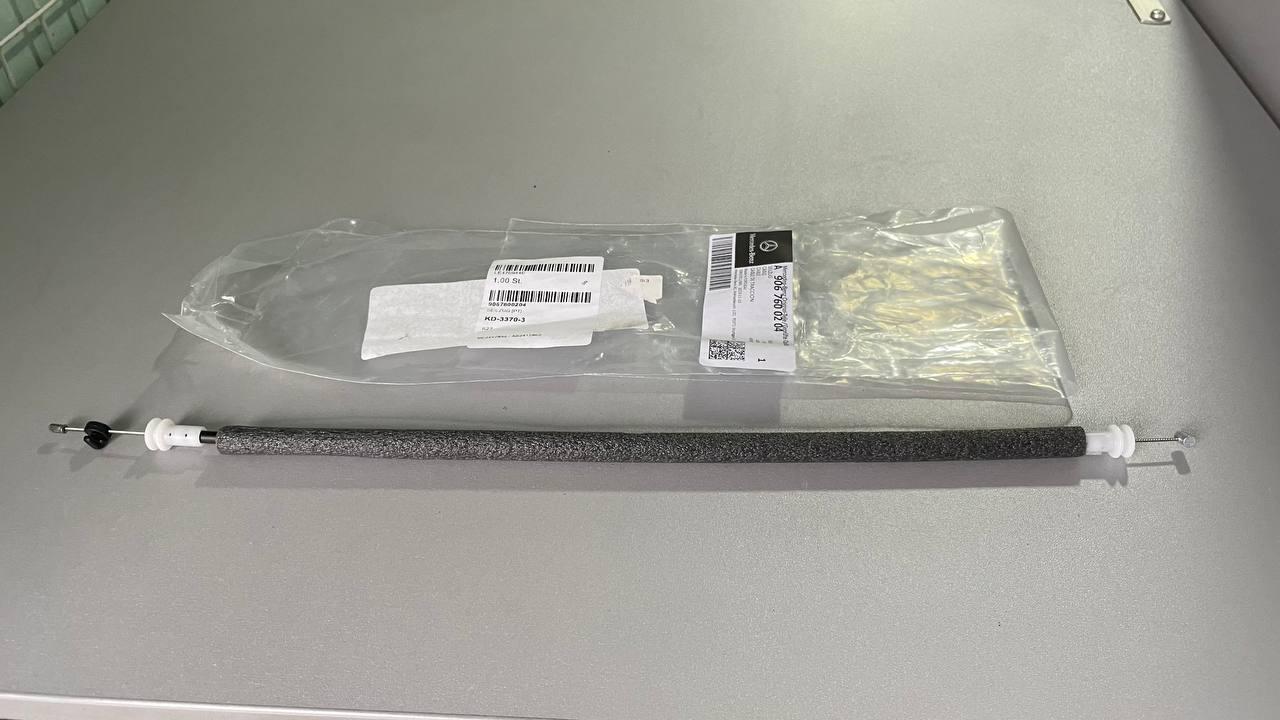 Трос замку задніх лівих дверей - Mercedes Sprinter W906 - Crafter - Mercedes-Benz - Оригінал - A 906 760 02 04, фото 1