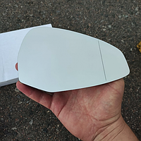 Вкладиш дзеркала правого Audi A4 B9 (Ауді А4 Б9) 2015-2025