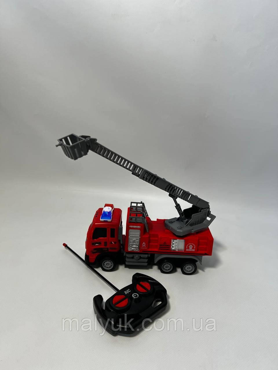 Іграшкова машина пожежна допомога на радіокеруванні