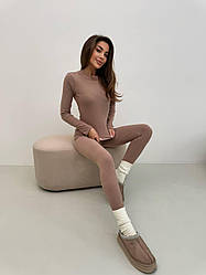 Теплий термокомплект з комфортної та приємної до тіла тканини пума: лонгслів та лосини бежевого кольору