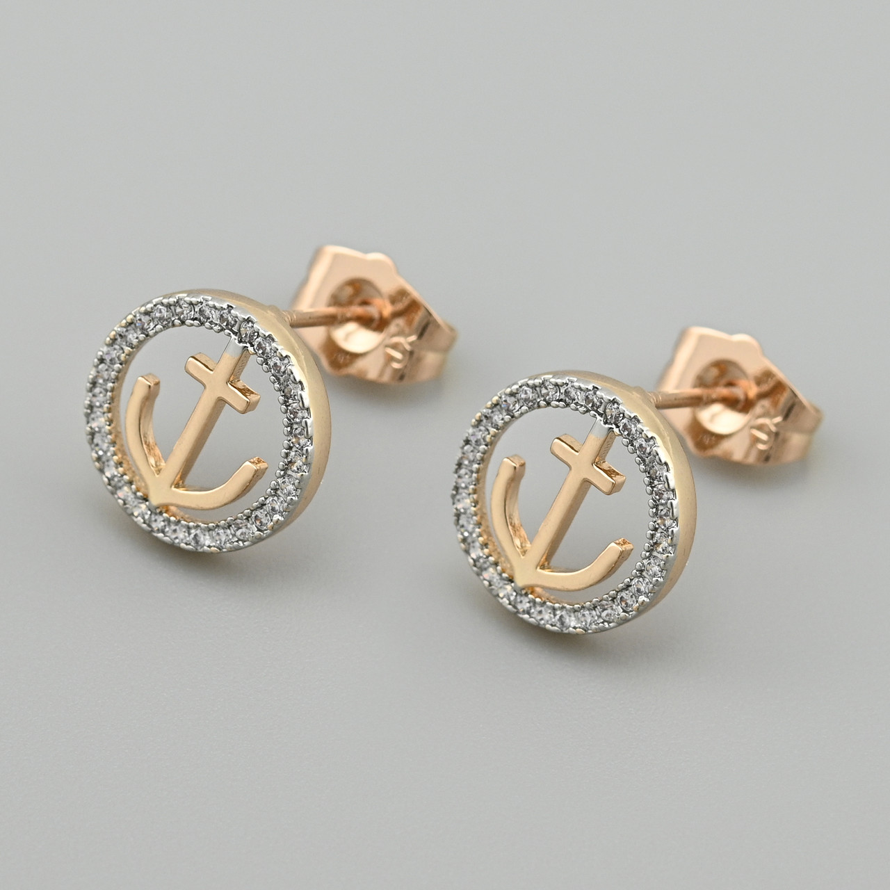 Сережки гвоздики з родіюванням Морський якір 48777 розмір 12х12 мм білі фіаніти вага 1.8 г позолота 18К, фото 1
