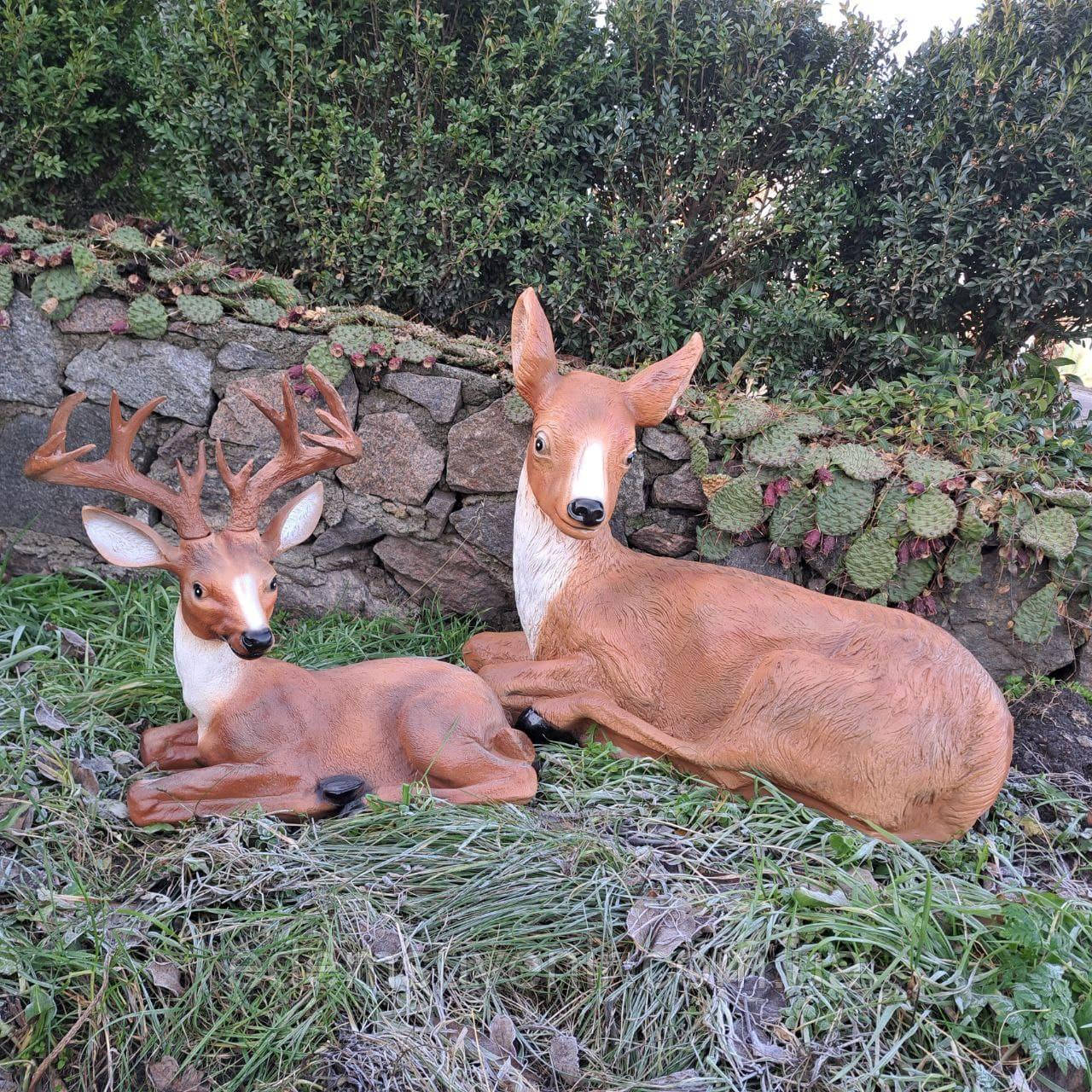 Комплект фігур №3 Олені лежачі, фігури садові, фігури для саду, садові статуетки, садові фігури з полістоуну, фігури в сад