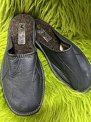 Домашні  чоловічі шкіряні капці 44 розмір