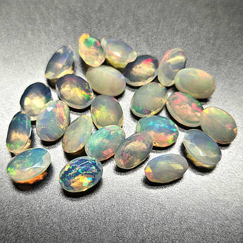 Опал – ювелірна вставка натуральний камінь для створення прикрас 0,6 ct