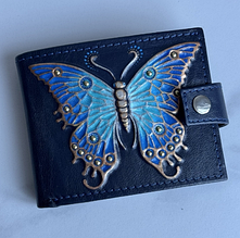 Гаманець жіночий з об'ємним тисненням "Блакитний метелик" з натуральної шкіри ручна робота