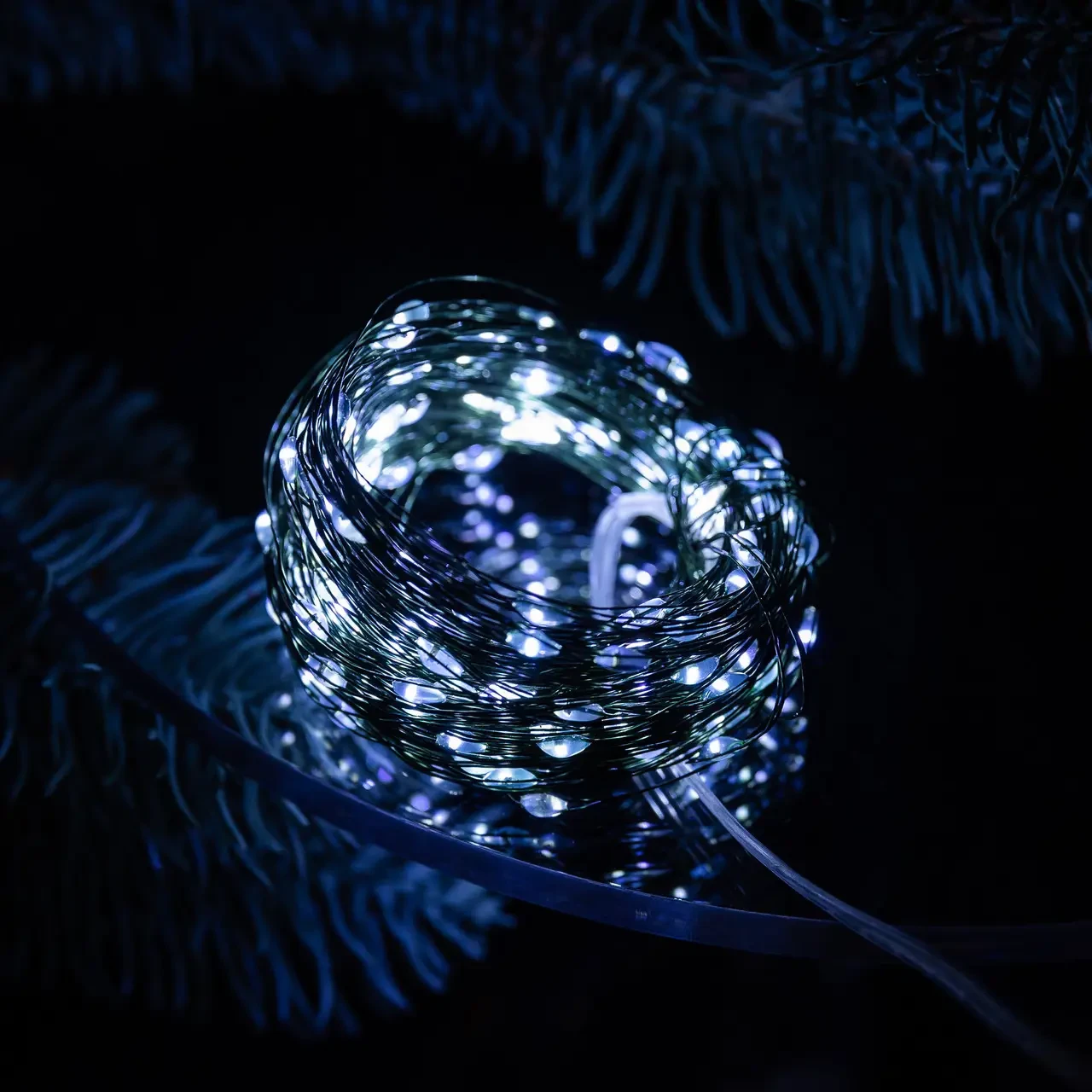 LED гірлянда Роса 10м USB 100 діодів зелений дріт біле світло, світлодіодна нитка крапля декоративна, фото 1