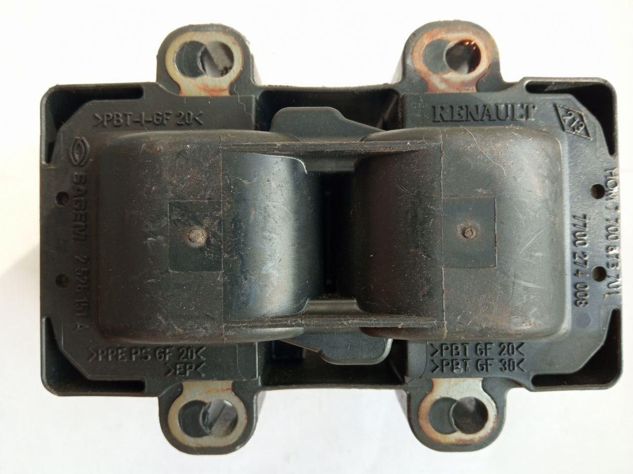Катушка запалювання Renault / Ford Focus Sagem 2 526 151 A / 2526151A / 7 700 873 701 / 7700873701