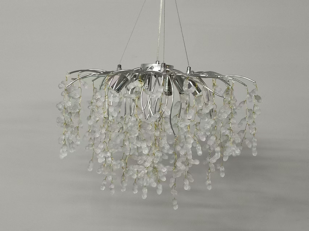 Підвісна люстра з кришталевими гронами VALESO під вісім ламп Е14 хром IP20 V WM-7045