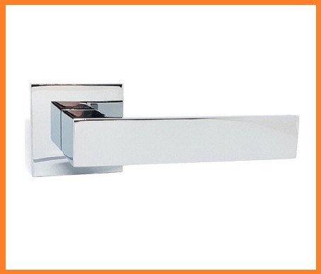 Дверна ручка GENRICH R77.210 CP хром
