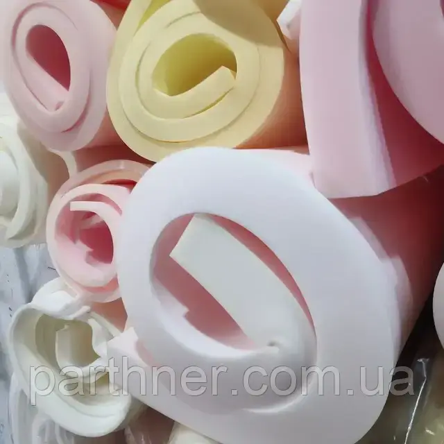 Поролон меблевий HS 25-20  100мм*1.6м*2.0м