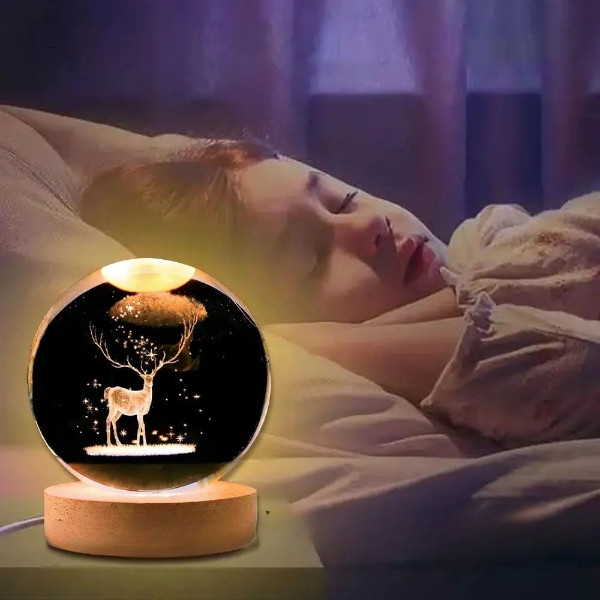 Куля акрилова Олень 6см, що світиться з підсвічуванням на підставці, фото 1