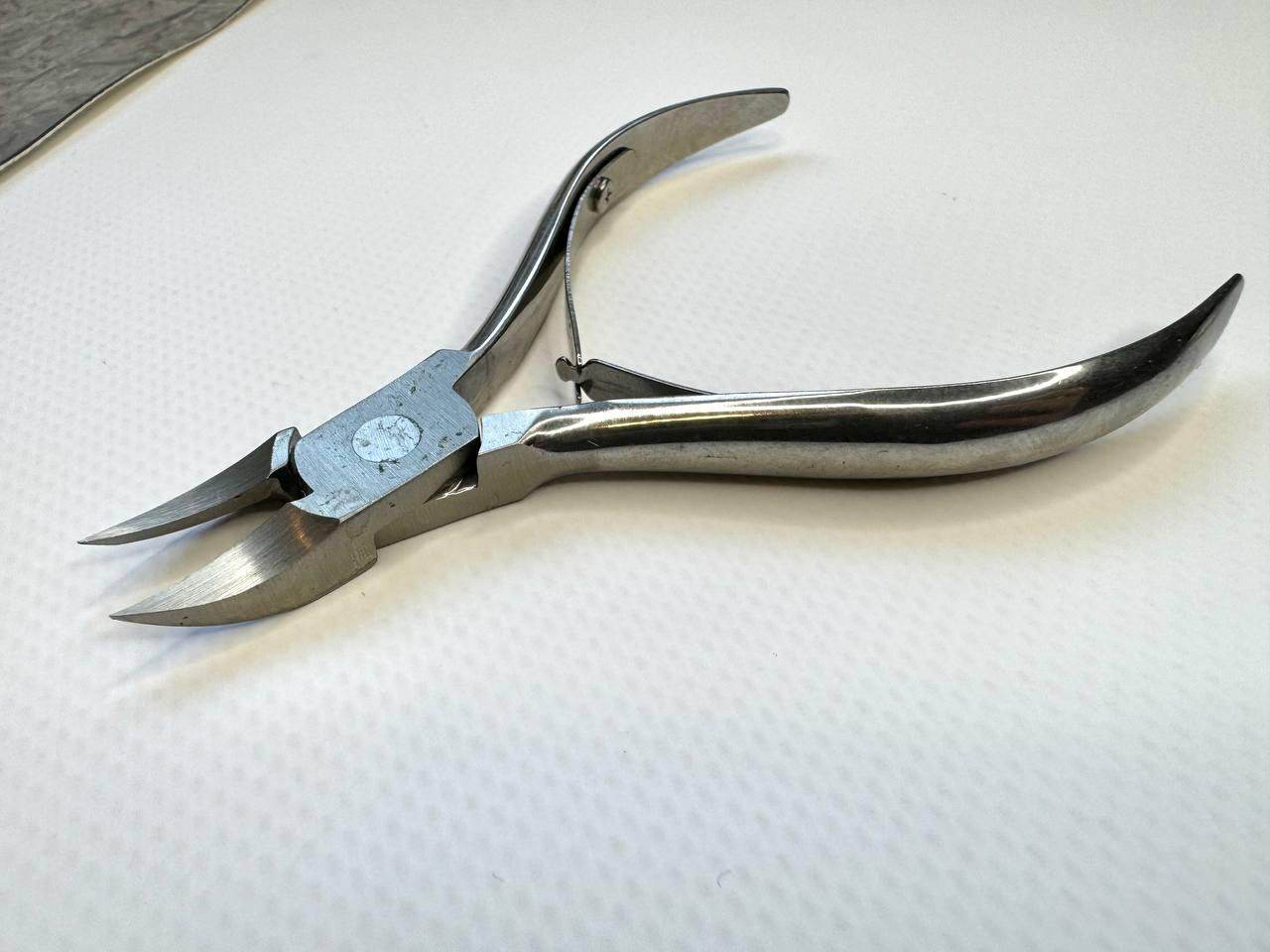 Кусачки ЕСТЕТ для нігтів